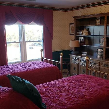 Blue Heaven Bed & Breakfast ブルーリッジ山脈 エクステリア 写真