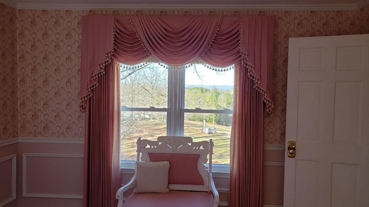 Blue Heaven Bed & Breakfast ブルーリッジ山脈 エクステリア 写真